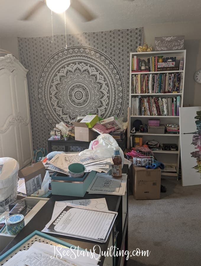 We moved! Come tour my New Creative space and see how I arranged all my tools to create the most amazing crafting space!